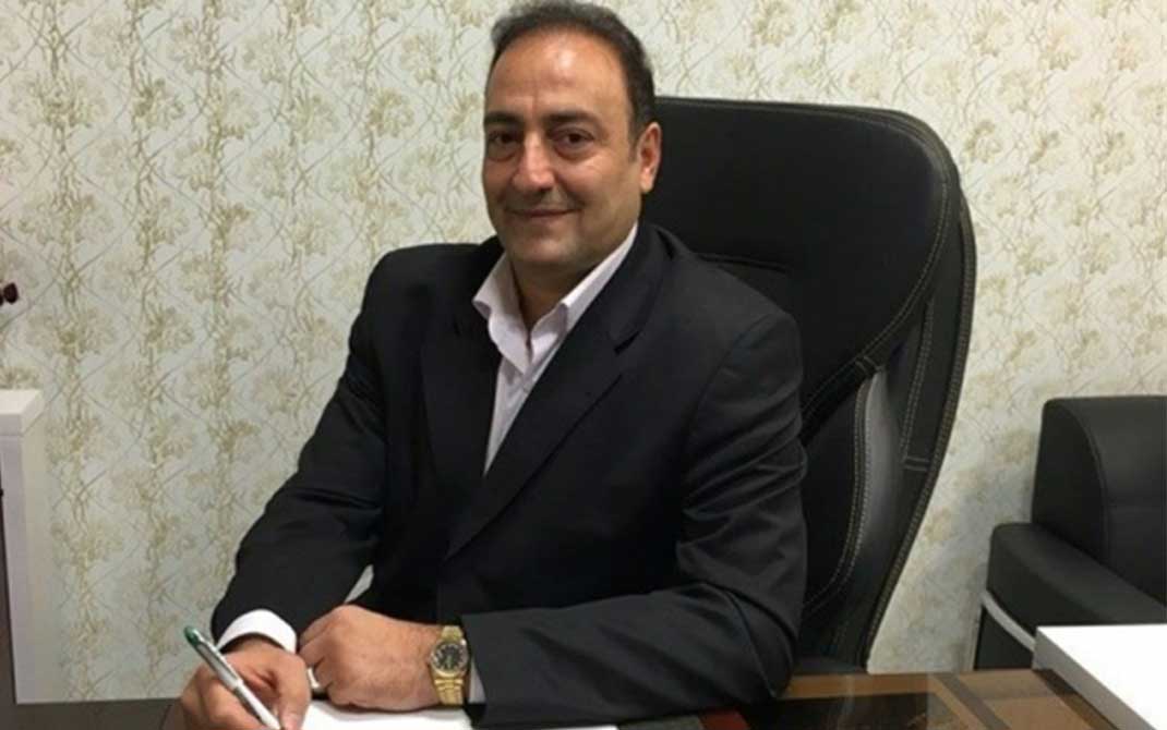 رئیس اتحادیه فروشندگان کاغذ و مقوا رئیس اتحادیه فروشندگان کاغذ و مقوا