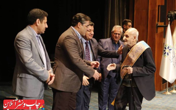 گردهمایی فعالان صنعت نوشت افزار ایران گردهمایی فعالان صنعت نوشت افزار ایران